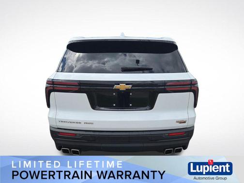 Summit White 2024 Chevrolet Traverse LS
