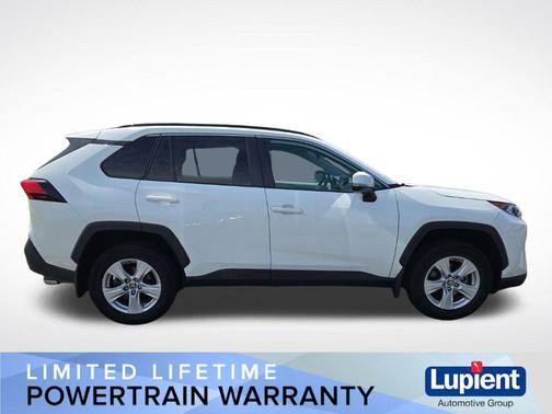 Super White 2021 Toyota RAV4 XLE