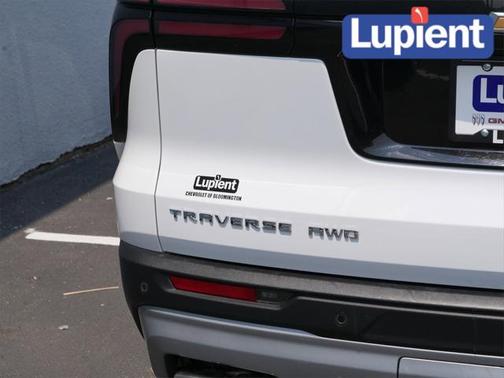 2024 Chevrolet Traverse LT