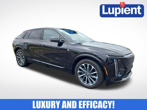 Stellar Black Metallic 2024 Cadillac LYRIQ Sport