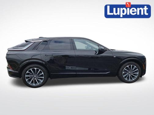 Stellar Black Metallic 2024 Cadillac LYRIQ Sport