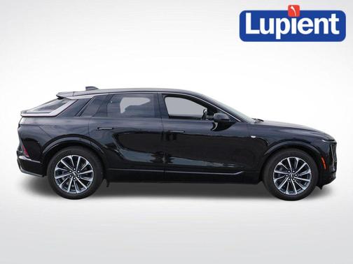 Stellar Black Metallic 2024 Cadillac LYRIQ Sport
