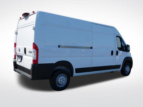 Bright White Clearcoat 2025 RAM ProMaster 2500 Tradesman