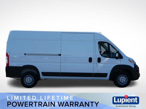 Bright White Clearcoat 2025 RAM ProMaster 2500 Tradesman