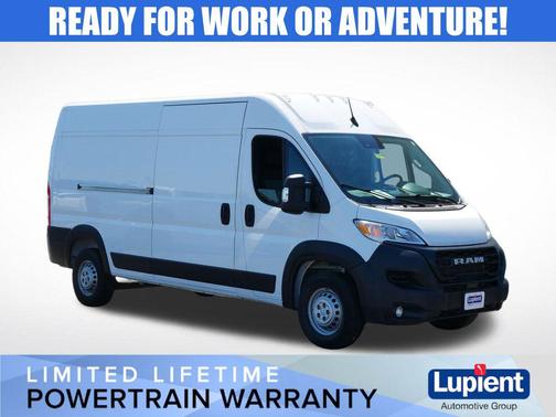 Bright White Clearcoat 2025 RAM ProMaster 2500 Tradesman