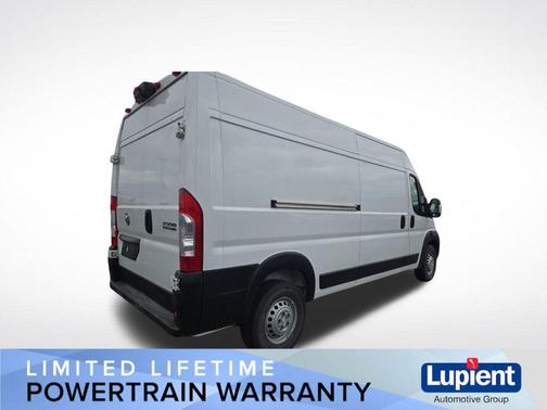 Bright White Clearcoat 2025 RAM ProMaster 2500 Tradesman