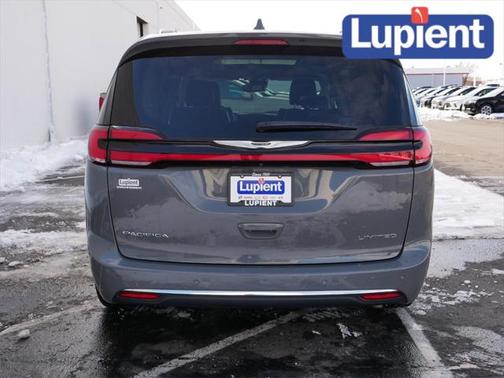 2022 Chrysler Pacifica Limited