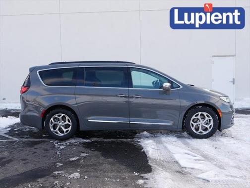 2022 Chrysler Pacifica Limited