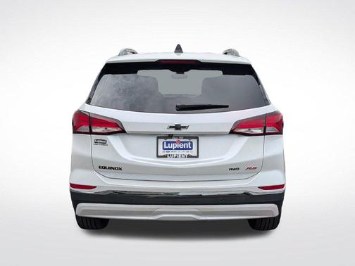 Iridescent Pearl Tricoat 2023 Chevrolet Equinox RS