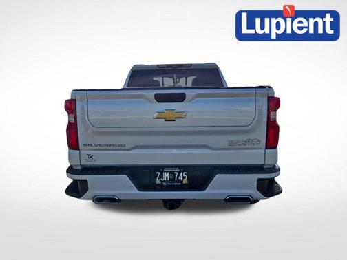 Iridescent Pearl Tricoat 2022 Chevrolet Silverado 1500 High Country