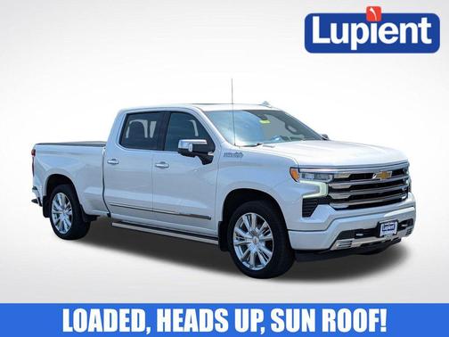 Iridescent Pearl Tricoat 2022 Chevrolet Silverado 1500 High Country