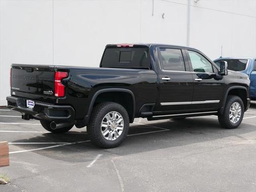 2025 Chevrolet Silverado 2500 High Country