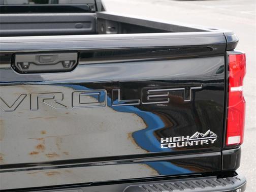 2025 Chevrolet Silverado 2500 High Country