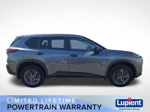 Gun Metallic 2022 Nissan Rogue S
