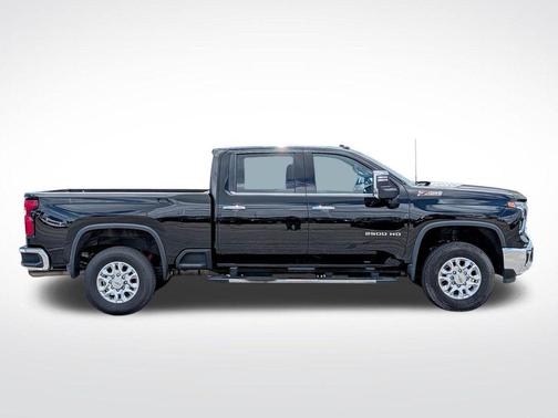 Black 2024 Chevrolet Silverado 2500 LTZ