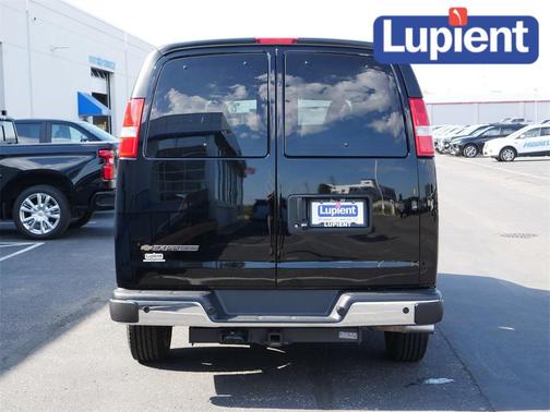 2024 Chevrolet Express 2500 LT