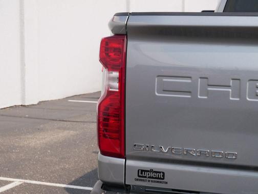 Sterling Gray Metallic 2026 Chevrolet Silverado 2500 LT