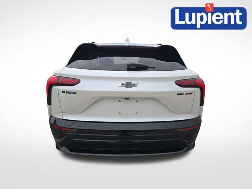 Iridescent Pearl Tricoat 2025 Chevrolet Blazer EV AWD RS