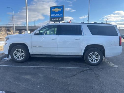 2018 Chevrolet Suburban LT