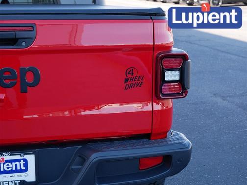 2021 Jeep Gladiator Sport S