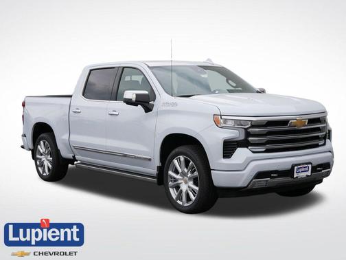 Polar White Tricoat 2026 Chevrolet Silverado 1500 High Country