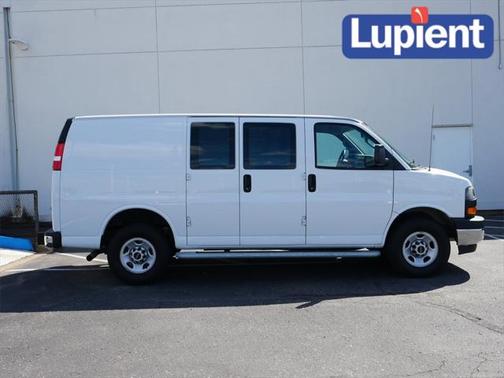 2023 GMC Savana 2500 Work Van