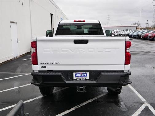 2025 Chevrolet Silverado 3500 WT