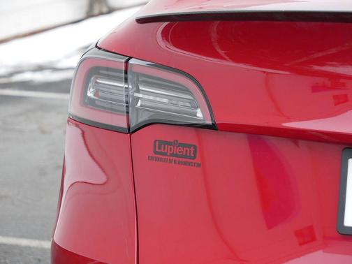 2020 Tesla Model Y Performance