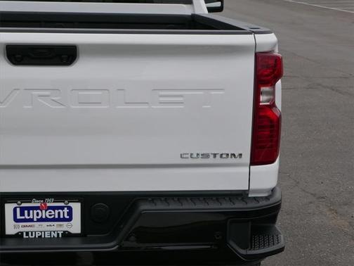 2025 Chevrolet Silverado 2500 Custom