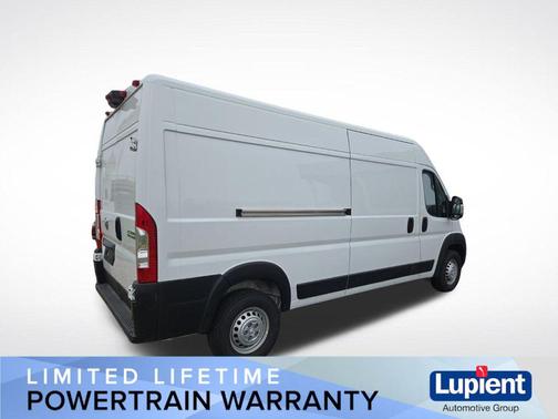 Bright White Clearcoat 2026 RAM ProMaster 2500 Tradesman