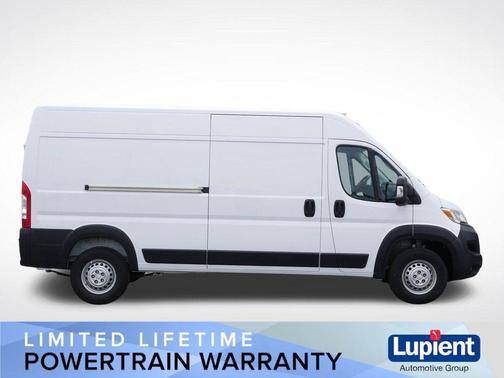 Bright White Clearcoat 2026 RAM ProMaster 2500 Tradesman
