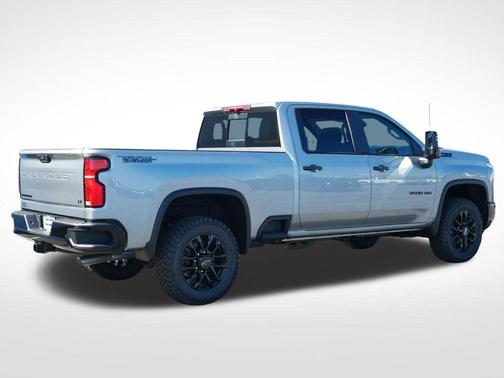 Sterling Gray Metallic 2026 Chevrolet Silverado 3500 LT