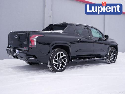2024 Chevrolet Silverado EV RST
