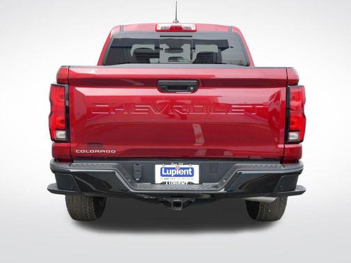 Radiant Red Tintcoat 2026 Chevrolet Colorado Z71