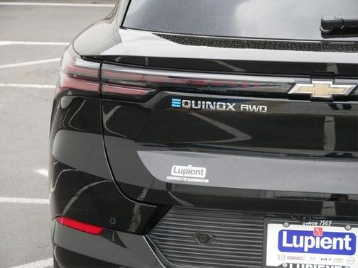 2025 Chevrolet Equinox EV LT
