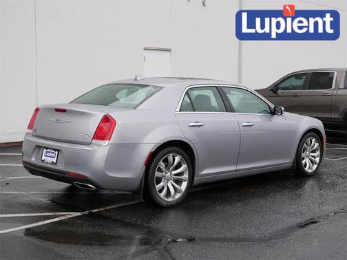 2018 Chrysler 300 Limited