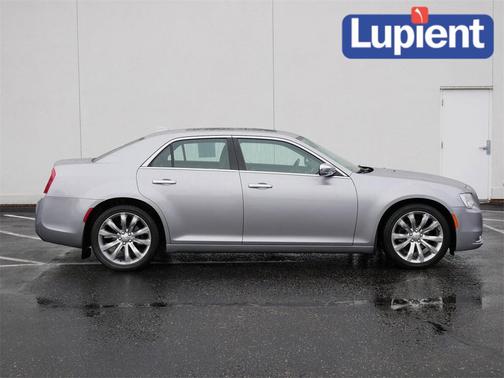 2018 Chrysler 300 Limited