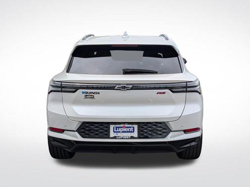 Iridescent Pearl Tricoat 2024 Chevrolet Equinox EV RS