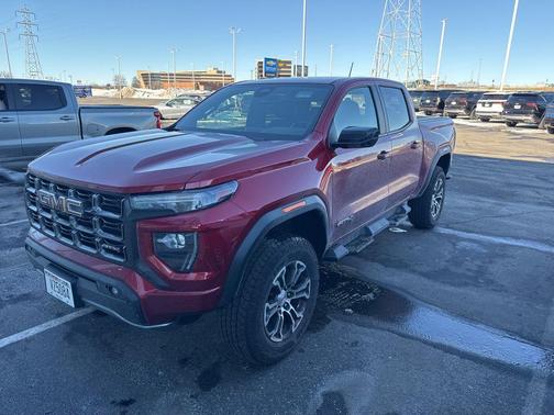 2025 GMC Canyon AT4