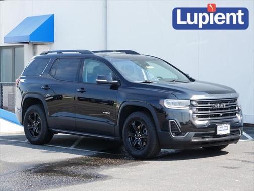 2023 GMC Acadia AT4