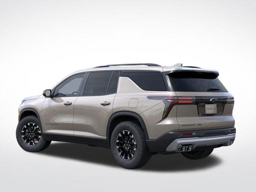 Sandstone Gray 2026 Chevrolet Traverse Z71