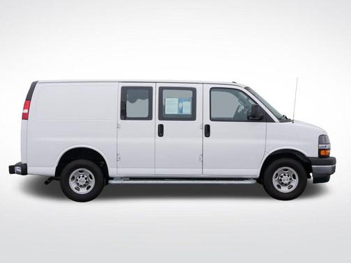 Summit White 2024 Chevrolet Express 2500 Work Van