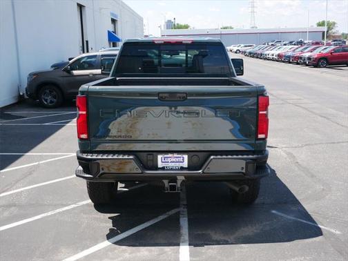 2025 Chevrolet Silverado 3500 LT
