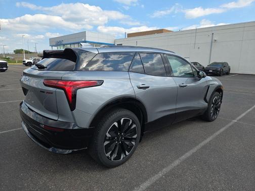 Sterling Gray Metallic 2025 Chevrolet Blazer EV AWD RS