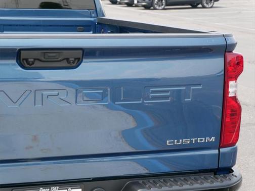 2025 Chevrolet Silverado 2500 Custom