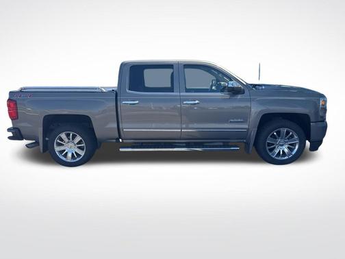 Pepperdust Metallic 2017 Chevrolet Silverado 1500 High Country
