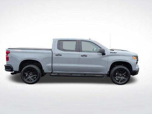 Slate Gray Metallic 2025 Chevrolet Silverado 1500 Custom Trail Boss