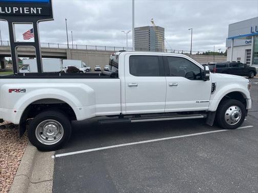 2022 Ford F-450 Lariat
