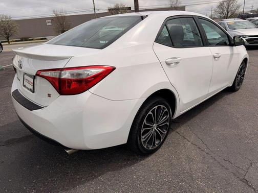 White 2014 Toyota Corolla S Plus