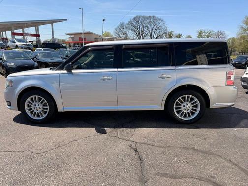 Silver 2014 Ford Flex SEL